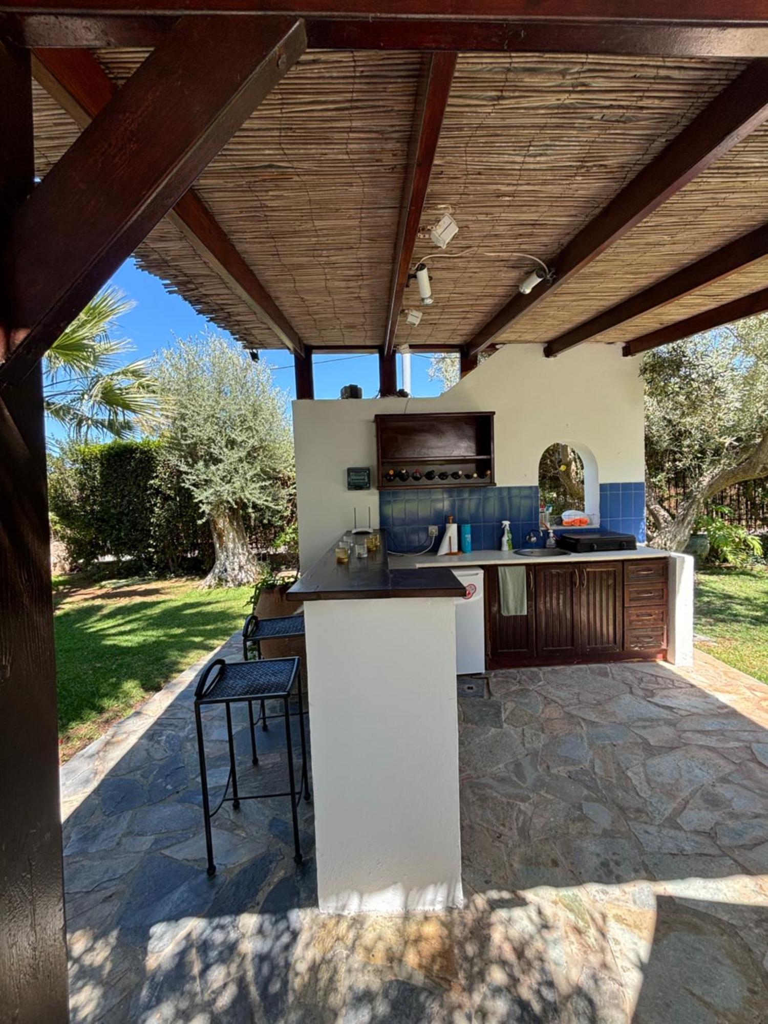 Country House With Pool And Big Garden Oropos Esterno foto